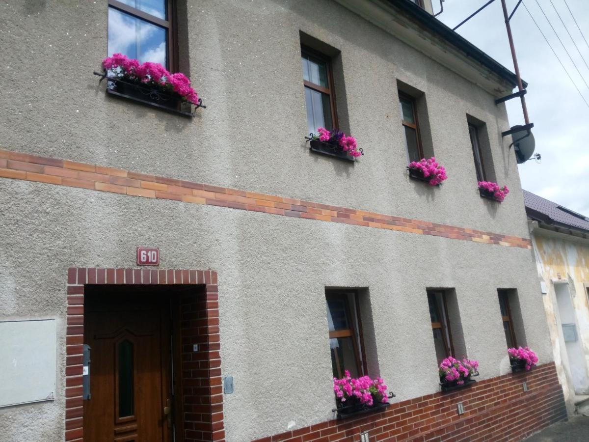 Apartman Albreit 1 야히모프 외부 사진