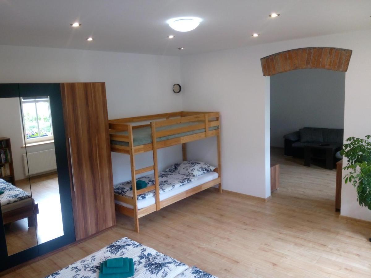 Apartman Albreit 1 야히모프 외부 사진